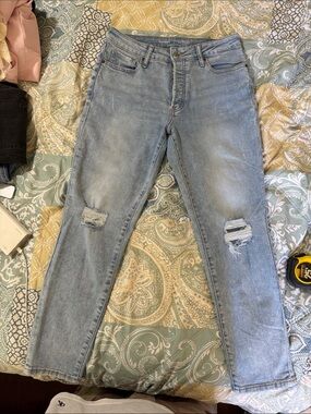 Old Navy Jeans, OG straight, Light Blue Distressed Women's Jeans, USED